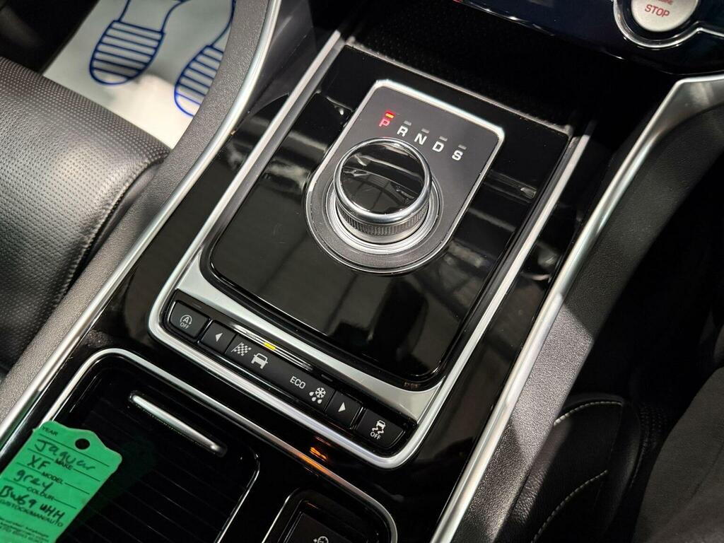 Jaguar XF 2L R-sport Grey #53
