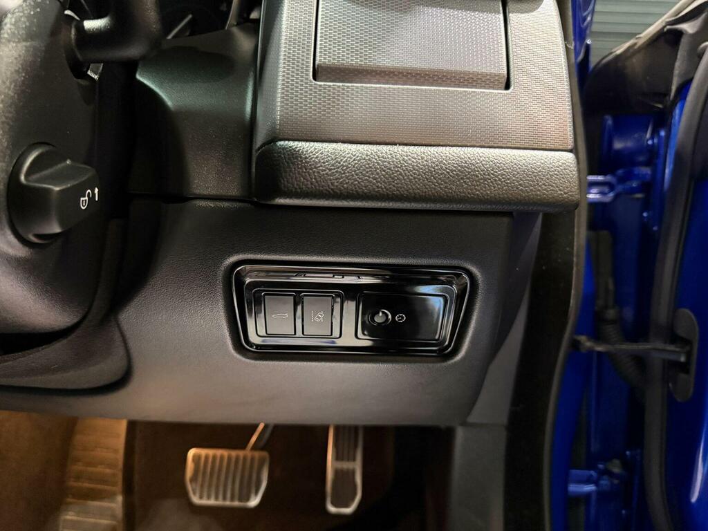 Jaguar XF 2.0 4X4 Portfolio Awd 297 Bhp Blue #40