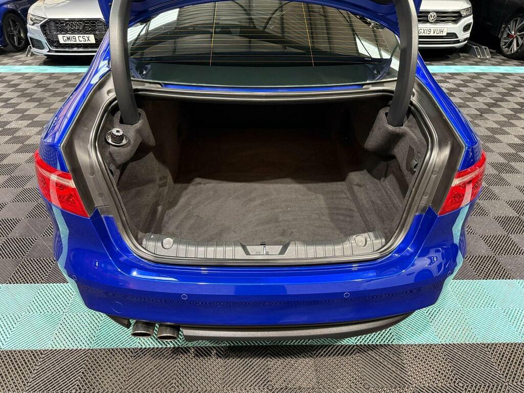 Jaguar XF 2.0 4X4 Portfolio Awd 297 Bhp Blue #30