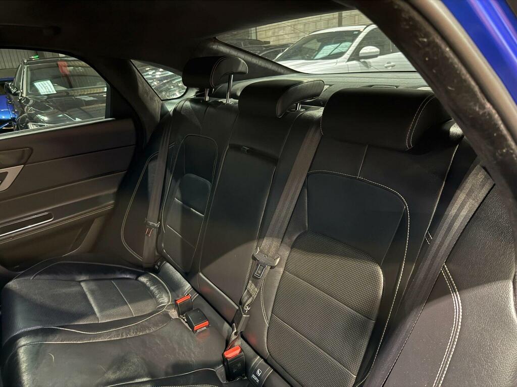 Jaguar XF 2.0 4X4 Portfolio Awd 297 Bhp Blue #32