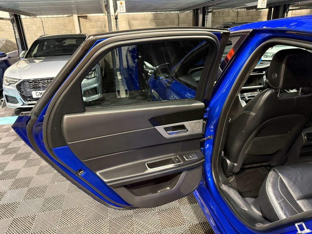 Jaguar XF 2.0 4X4 Portfolio Awd 297 Bhp Blue #34