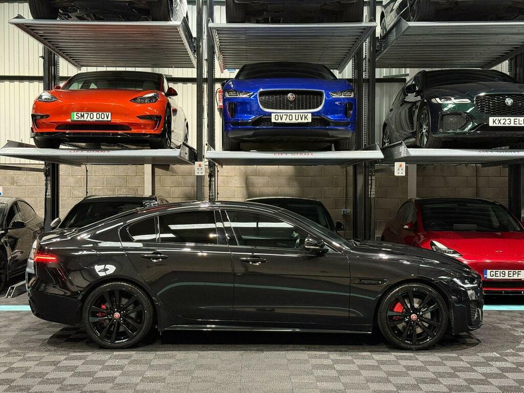 Jaguar XE 2.0 P250i R-dynamic S Saloon Euro Black #8