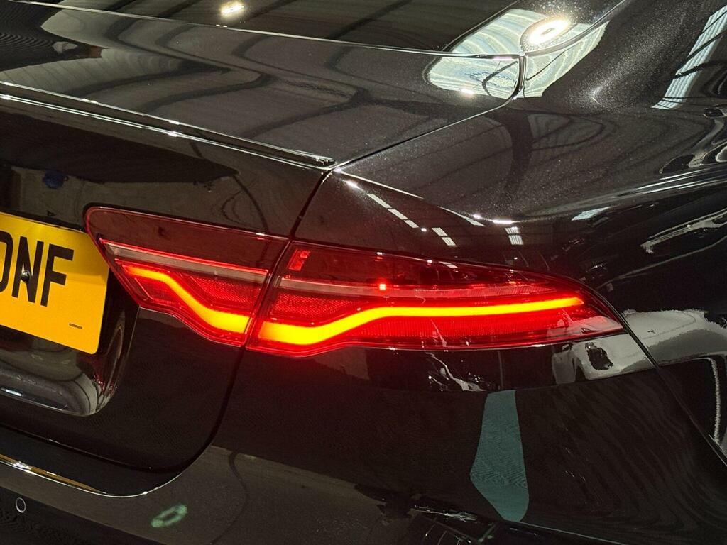 Jaguar XE 2.0 P250i R-dynamic S Saloon Euro Black #15