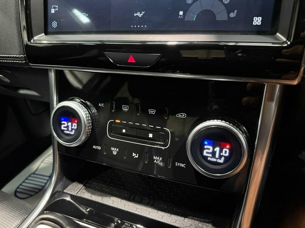 Jaguar XE 2.0 P250i R-dynamic S Saloon Euro Black #48