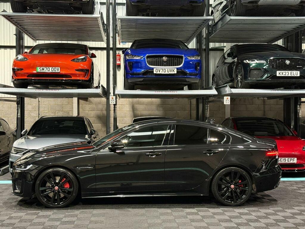 Jaguar XE 2.0 D200 Mhev R-dynamic Black Euro 6 Ss Black #4