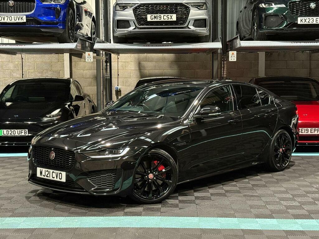 Jaguar XE 2.0 P250i R-dynamic Black Euro 6 Ss Black #3