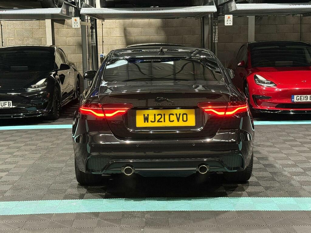 Jaguar XE 2.0 P250i R-dynamic Black Euro 6 Ss Black #6