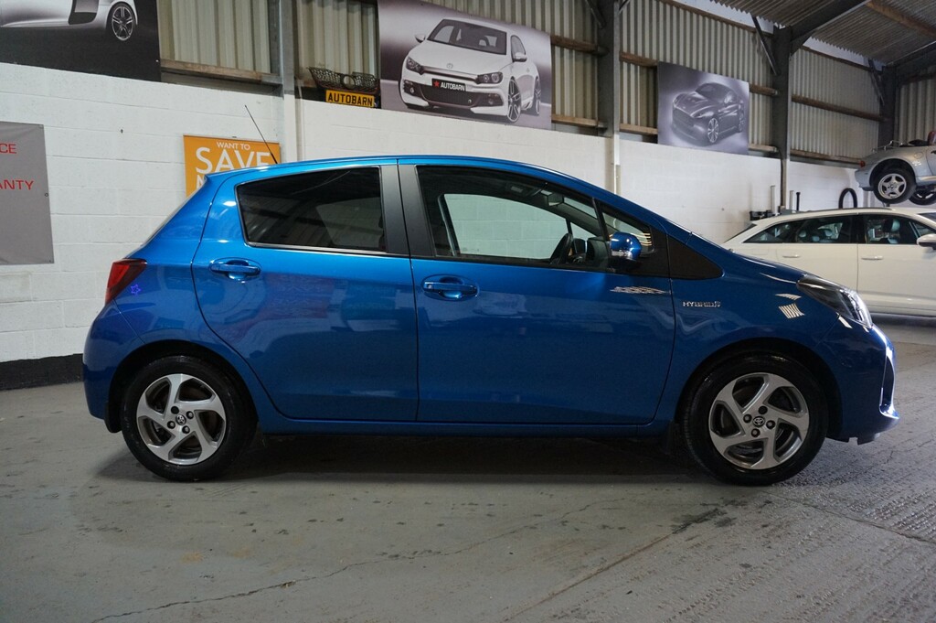 Toyota Yaris 1.5 Vvt-h Icon Blue
