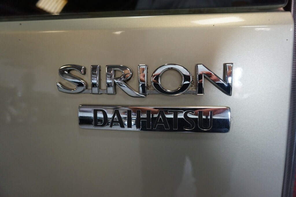 Daihatsu Sirion 1.0 Se Red #37