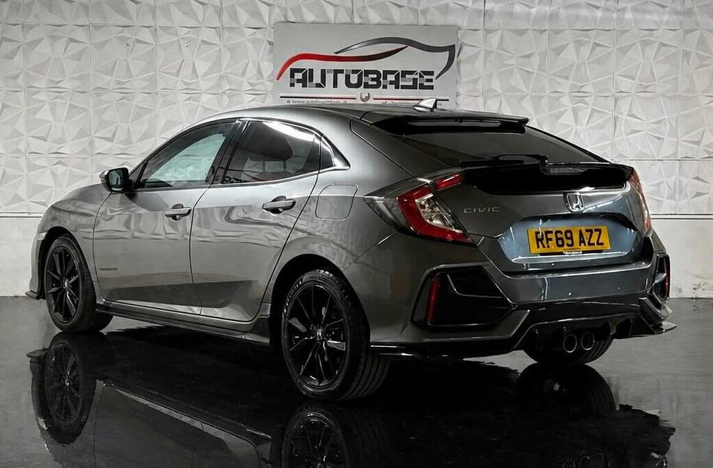 Honda Civic 1.5 Vtec Turbo Sport 5-Door Red #4