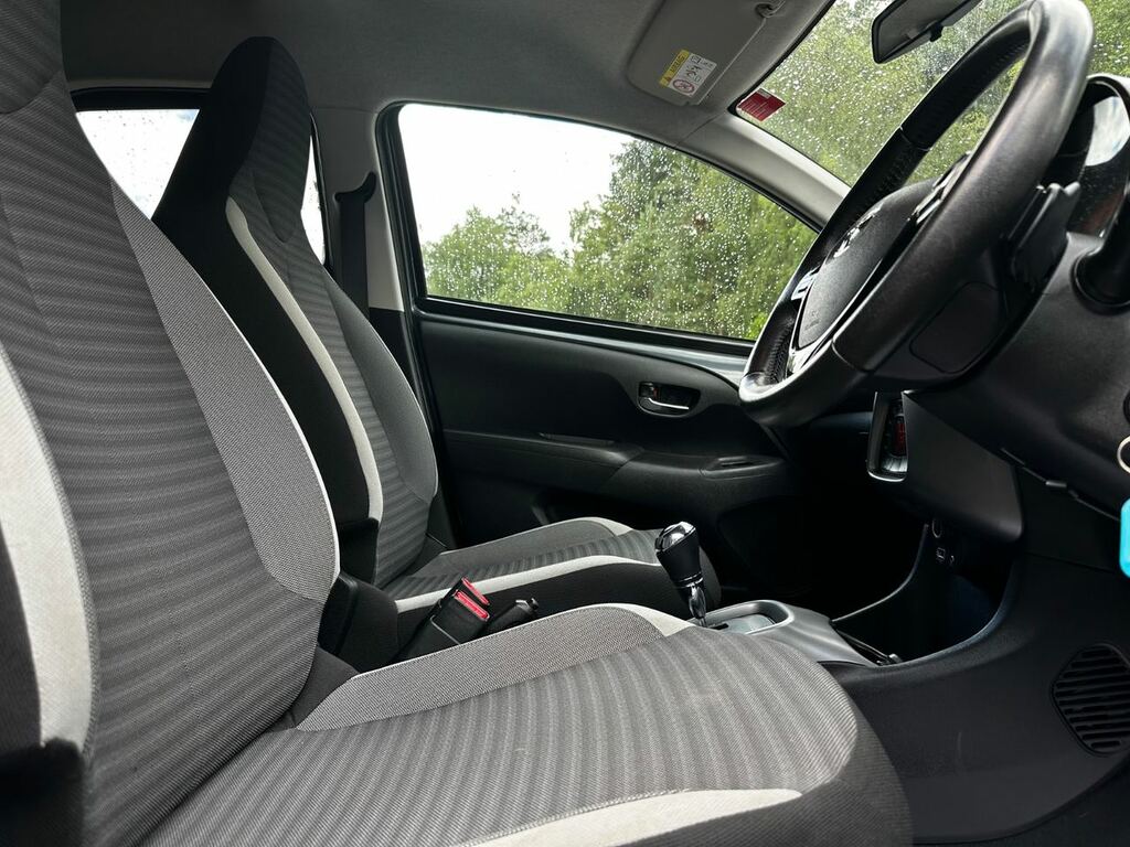 Toyota Aygo Petrol AP19JVF Grey #6