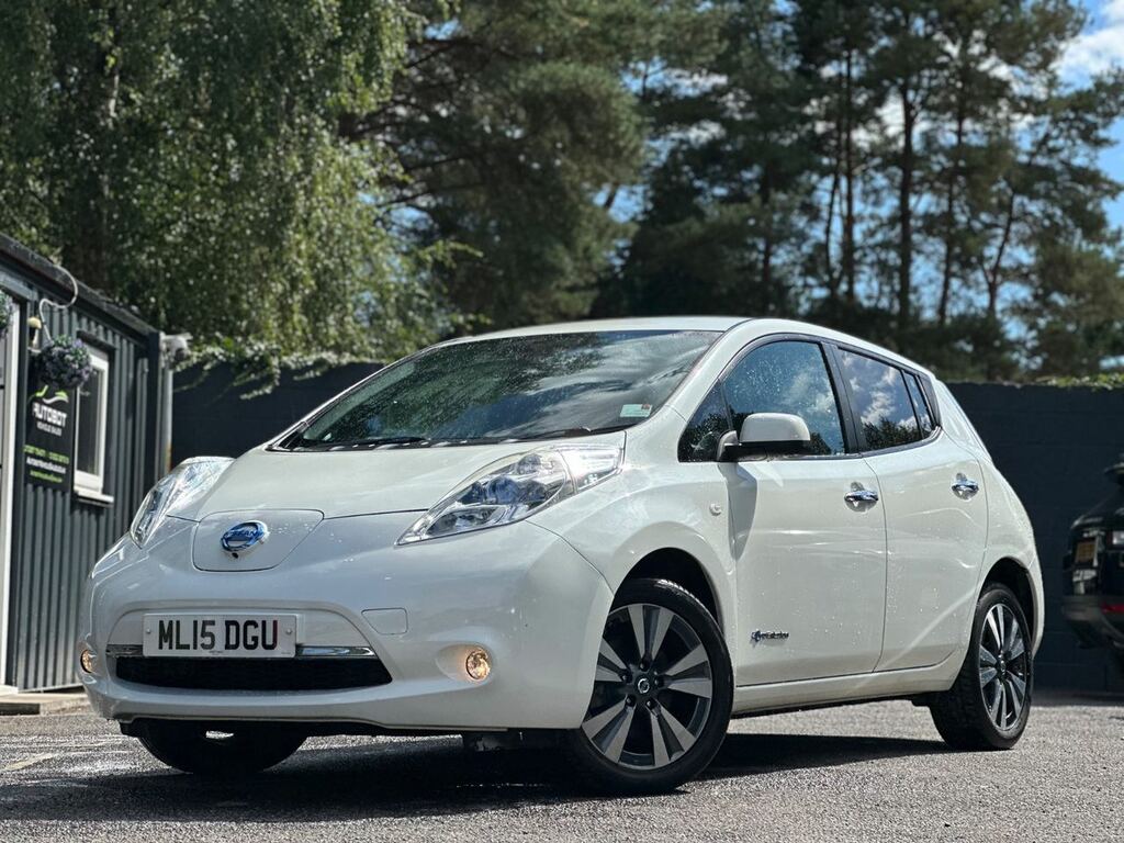 Nissan Leaf 30Kw Tekna With 6.6Kw Charger Upgrade Red #10
