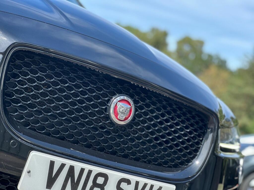 Jaguar XE Petrol Black #6