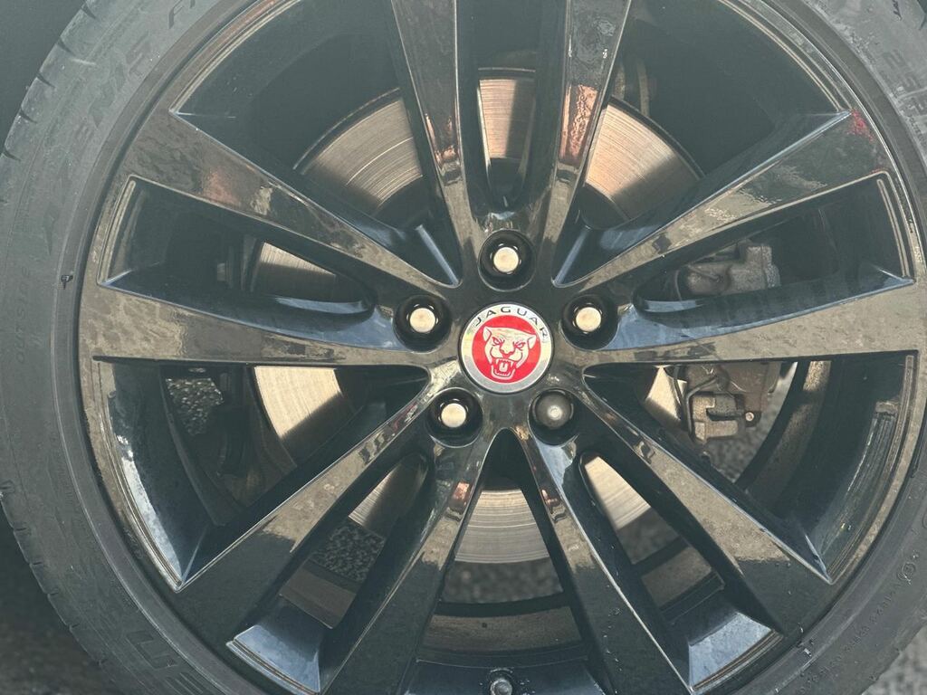 Jaguar XE Saloon 2.0I Gpf R-sport Euro 6 Ss 201 White #24