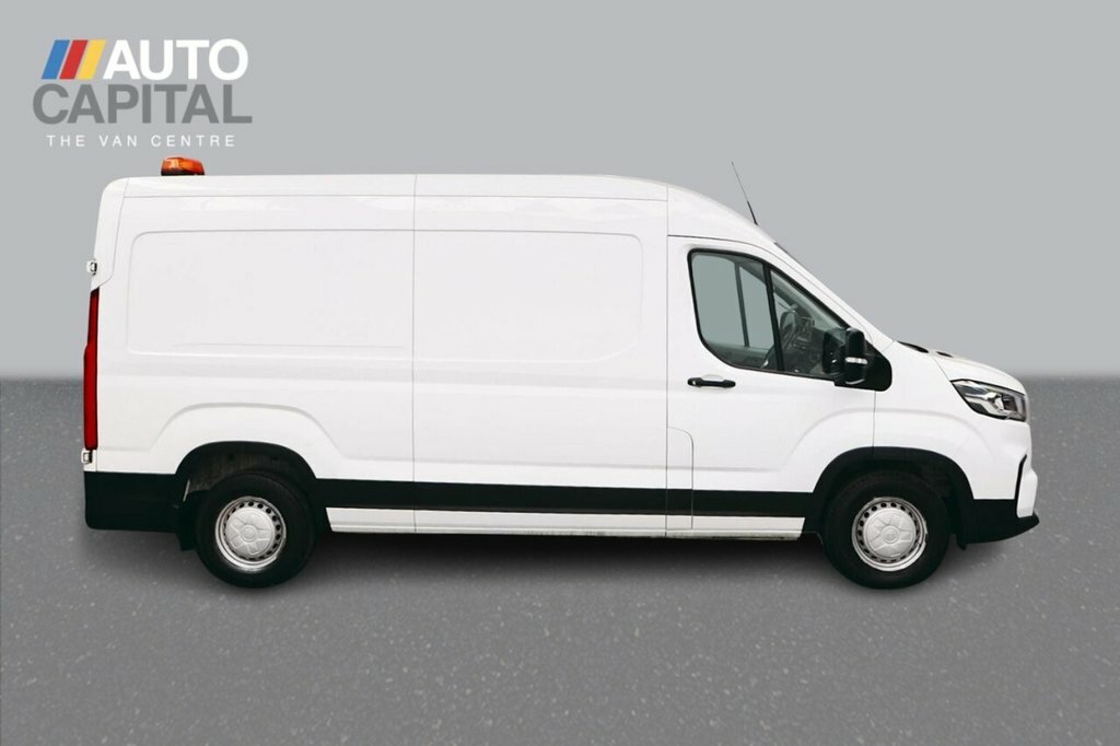 Maxus Deliver 9 Mpv White #6