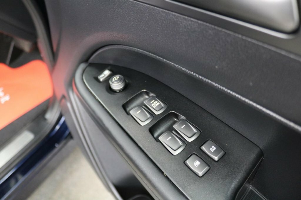 SsangYong Musso Double Cab Pick Up 202Ps Rhino Awd Red #46