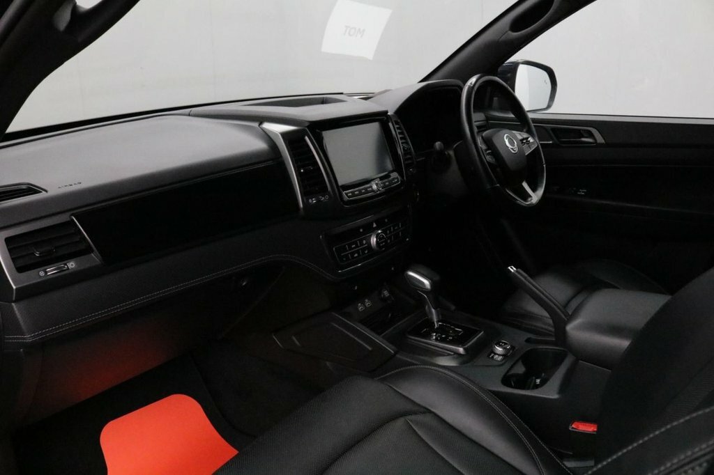 SsangYong Musso Double Cab Pick Up 202Ps Rhino Awd Red #19
