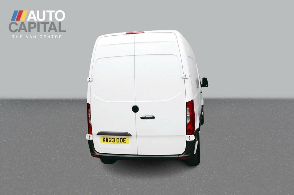 Mercedes-Benz Sprinter 2L Premium White #4