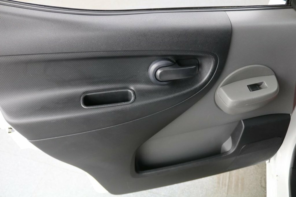 Nissan e-NV200 80Kw 40Kwh 7 Seat Silver #34