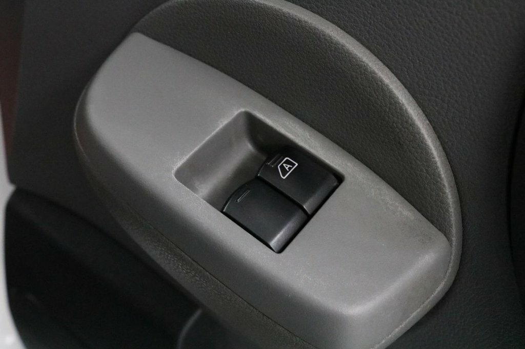 Nissan e-NV200 80Kw 40Kwh 7 Seat Silver #32