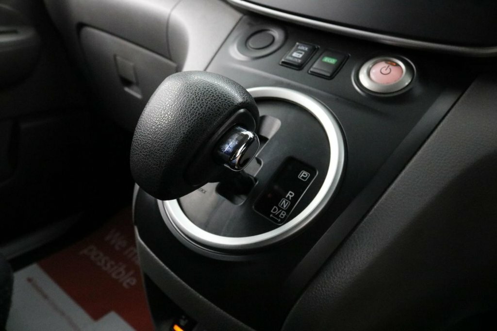 Nissan e-NV200 80Kw 40Kwh 7 Seat Silver #26