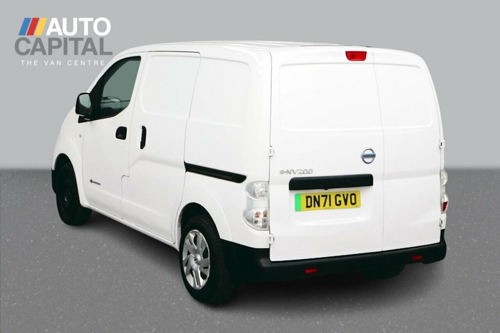 Nissan e-NV200 Mpv White #3