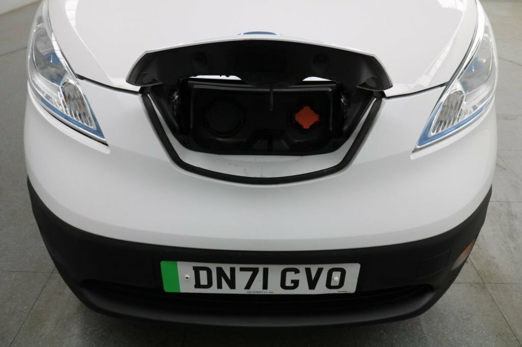 Nissan e-NV200 80Kw 40Kwh 7 Seat Silver #36
