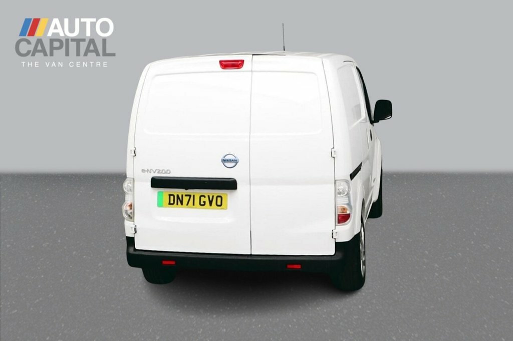 Nissan e-NV200 Mpv White #4
