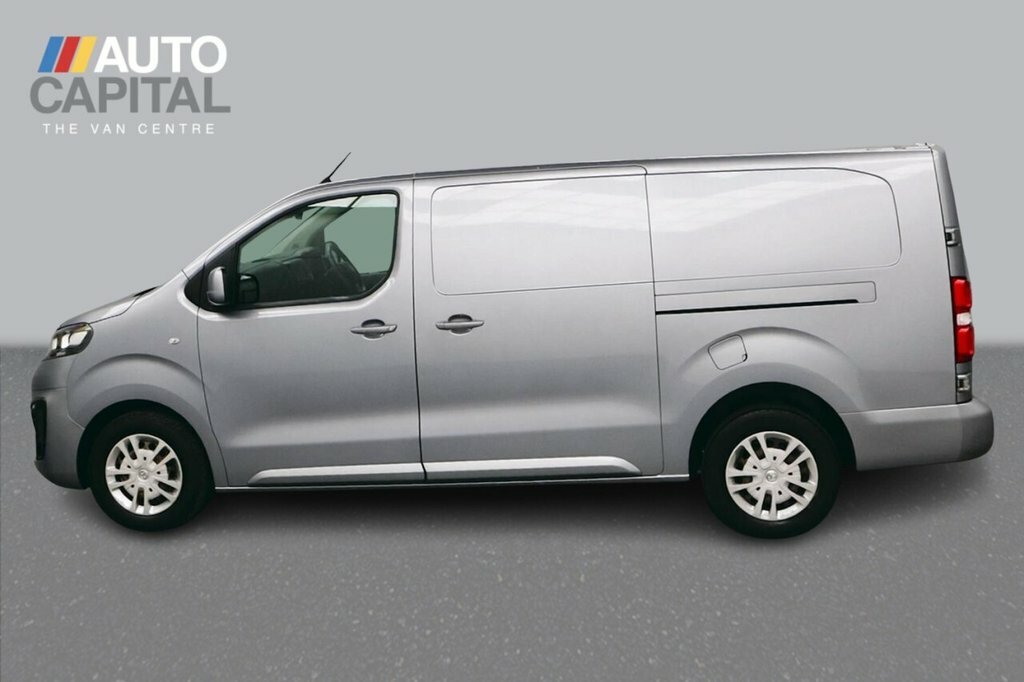 Vauxhall Vivaro 1.5L Sportive 6Dr Grey #2