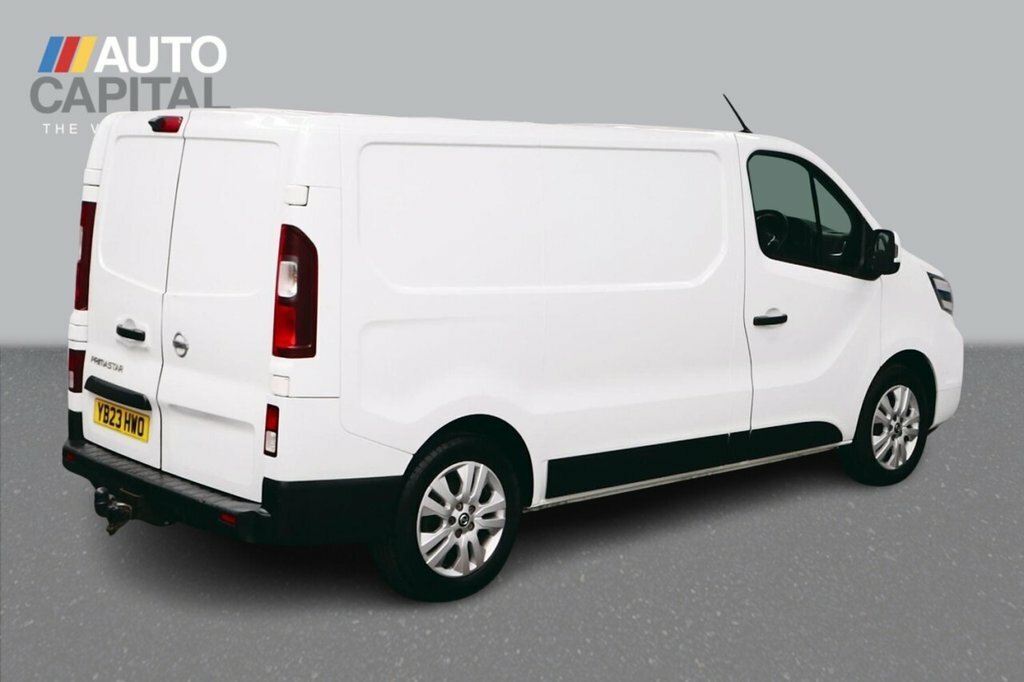 Nissan Primastar 2L Tekna White #5