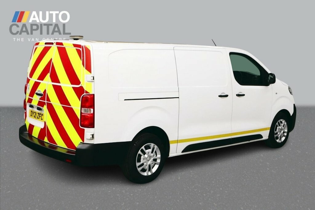Vauxhall Vivaro 1.5L Dynamic 6Dr White #5