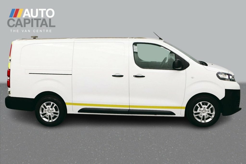 Vauxhall Vivaro 1.5L Dynamic 6Dr White #6