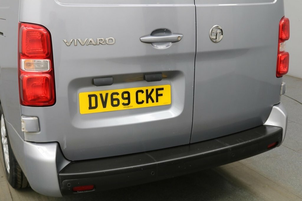 Vauxhall Vivaro 1.6 Cdti L2h1 Lwb 2900 Bi Turbo Ss No Vat Van 125 White #16
