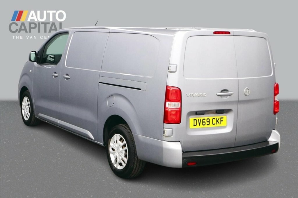 Vauxhall Vivaro 1.5L Sportive 6Dr Grey #3