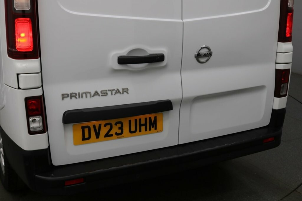 Nissan Primastar 2.0 Dci 110 Acenta L1h15 Year, 100,000 Miles Warr Grey #17
