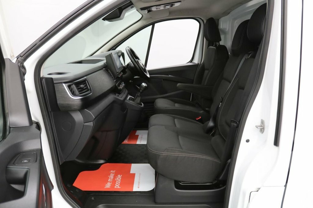 Nissan Primastar L2 H2 Tekna Dci 150 Ps Lwb High Roof 30 2.0 Ltr Fr White #19