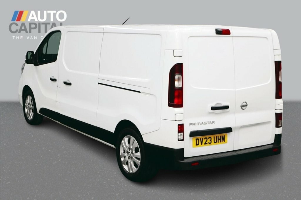 Nissan Primastar 2L Tekna White #3
