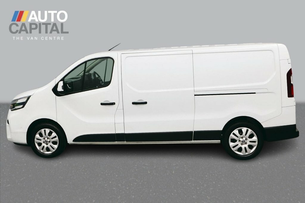 Nissan Primastar 2L Tekna White #2