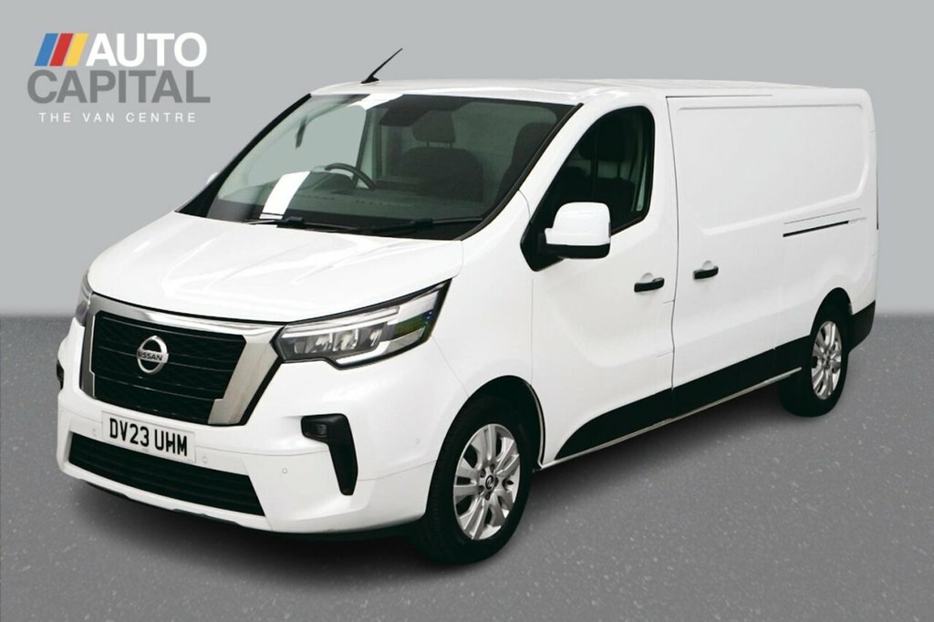 Nissan Primastar 2L Tekna White