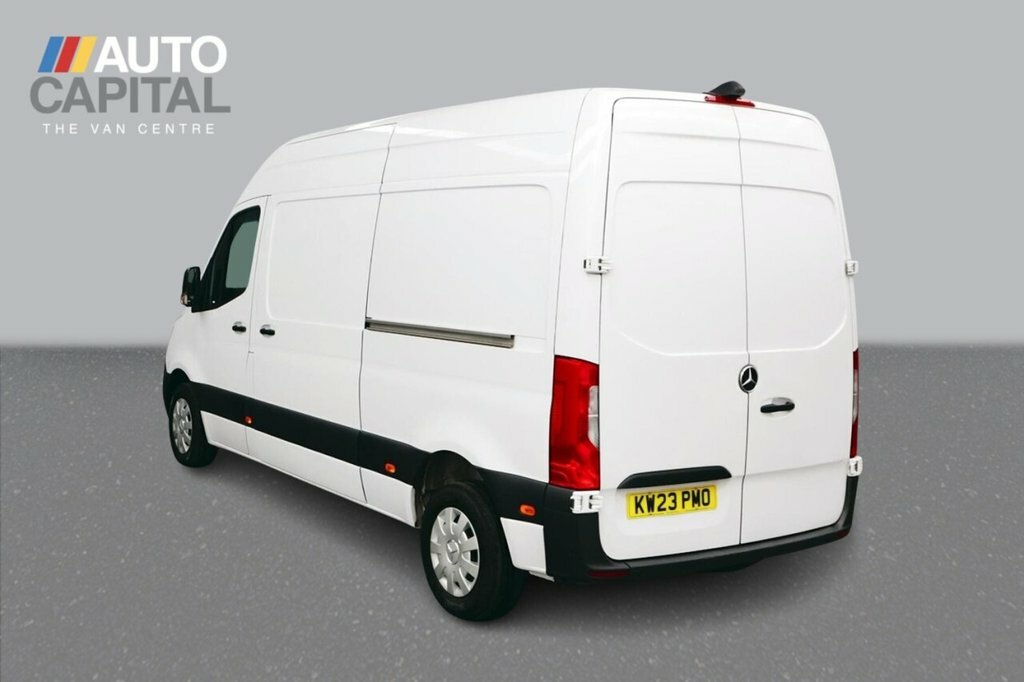 Mercedes-Benz Sprinter 2L Premium White #3