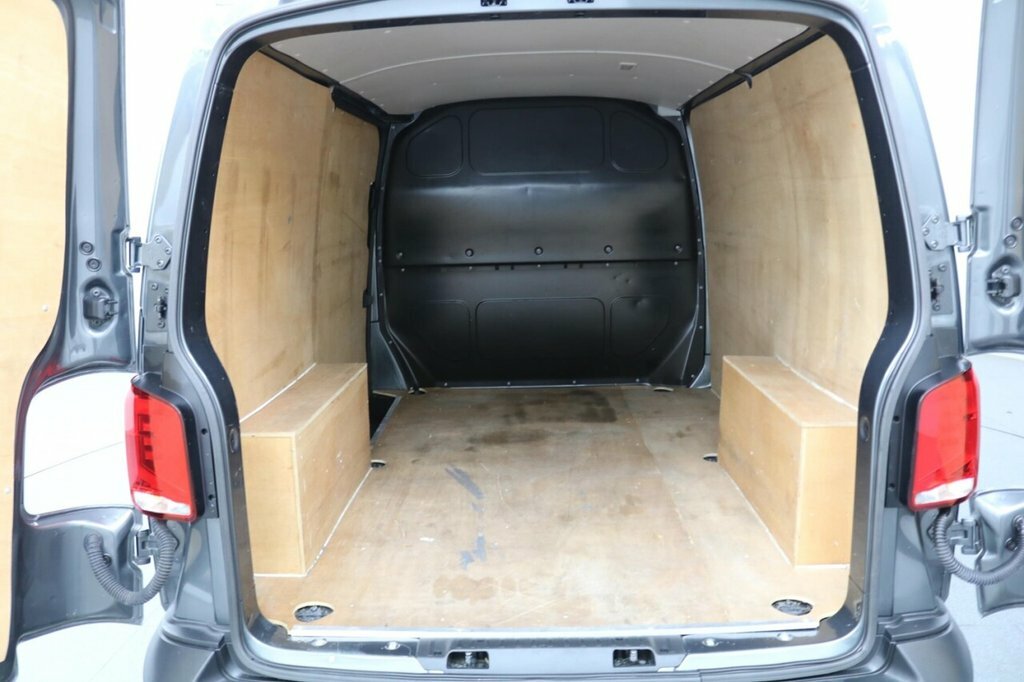 Volkswagen Transporter T30 Kombi Highline Swb 150 Ps 2.0 Tdi 6Sp Grey #13