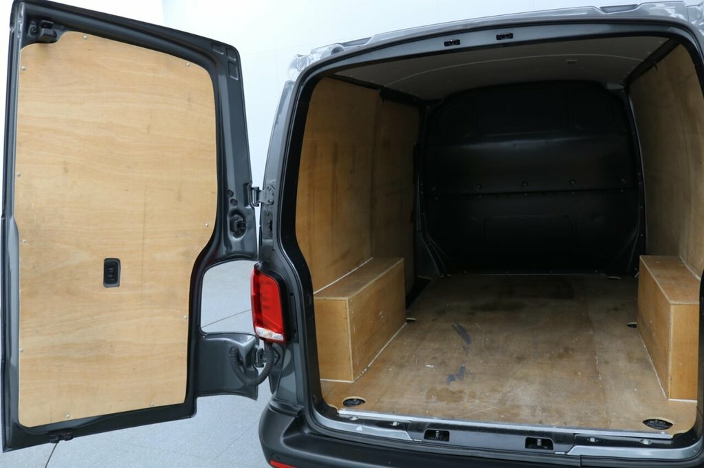 Volkswagen Transporter T30 Kombi Highline Swb 150 Ps 2.0 Tdi 6Sp Grey #12