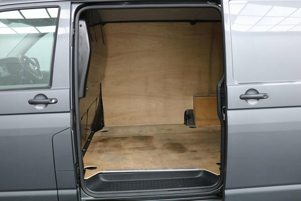 Volkswagen Transporter T30 Kombi Highline Swb 150 Ps 2.0 Tdi 6Sp Grey #9