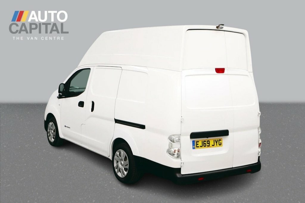 Nissan e-NV200 Mpv White #3