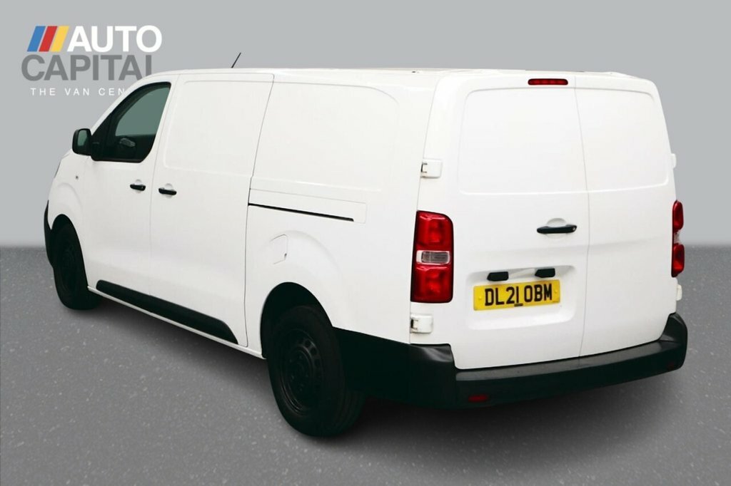 Vauxhall Vivaro 1.5L Dynamic 6Dr DL21OBM White #3