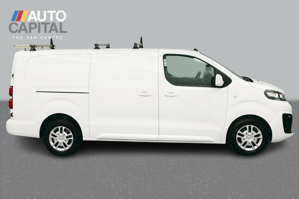 Vauxhall Vivaro 1.5L Sportive 6Dr DL21NSN White #6