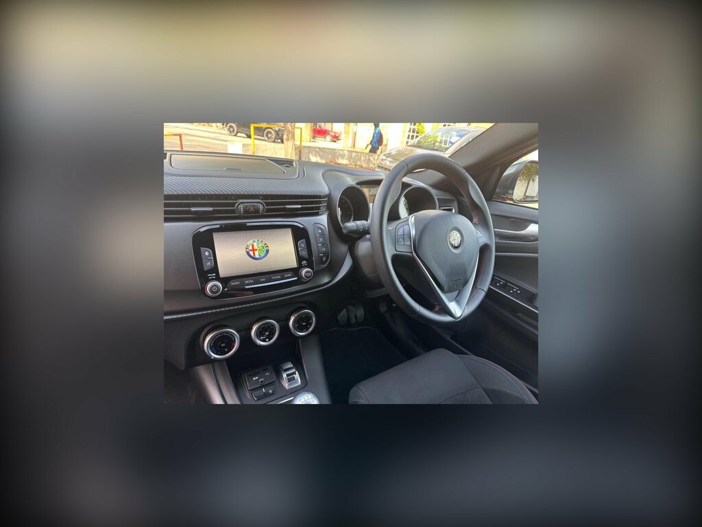 Alfa Romeo Giulietta Tb Multiair Qv Line Black #52