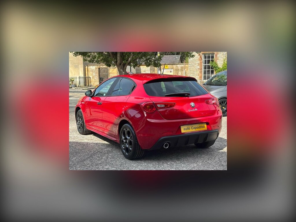 Alfa Romeo Giulietta 1.4 Tb Multiair Sprint Hatchback Red