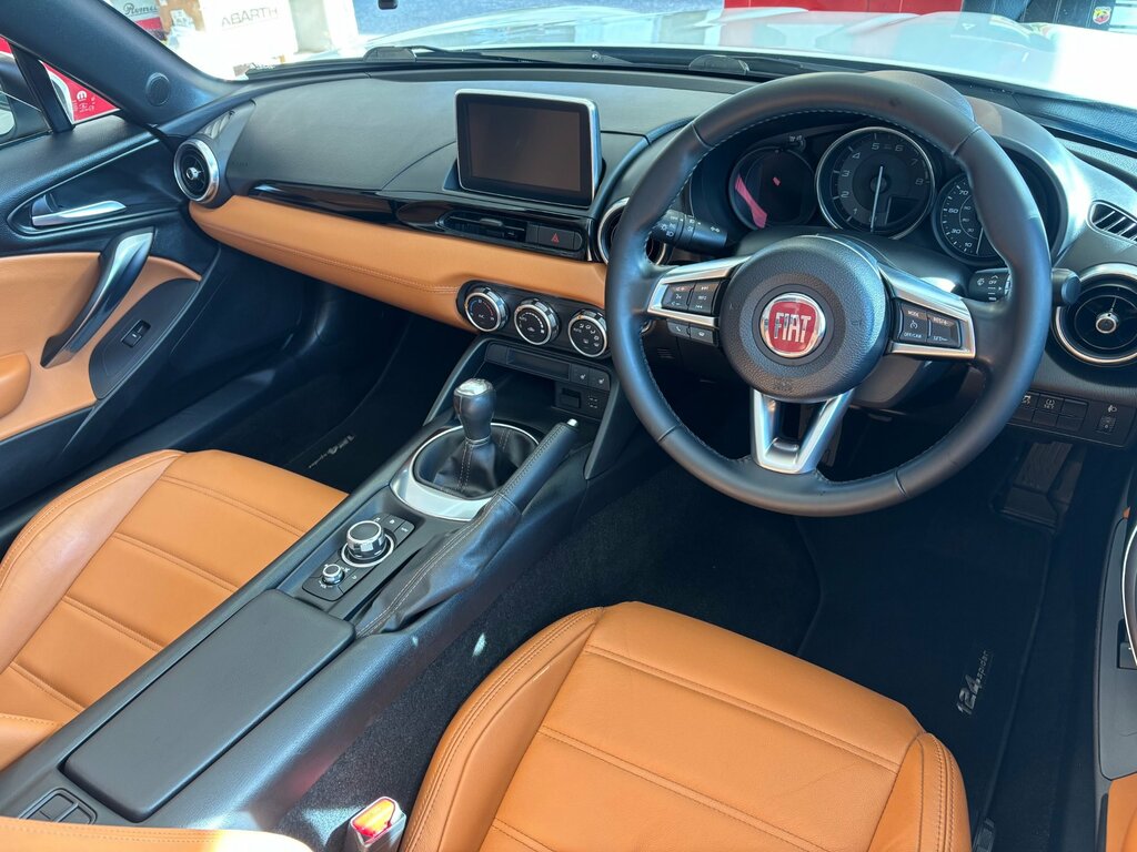 Fiat 124 Spider 1.4 Multiair Lusso Convertible Euro 6 White #2