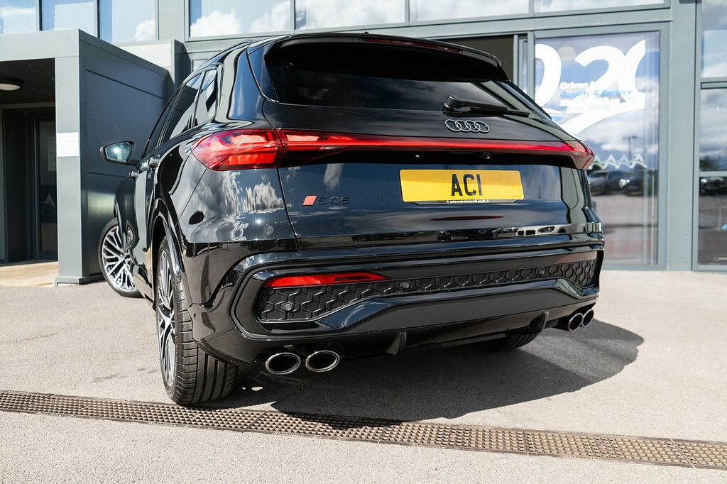 Audi SQ5 Tfsi S Edition 1 Black #5